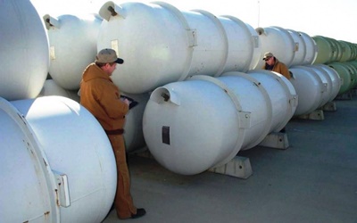 Uranium stockpile: ready for laser re-enrichment?