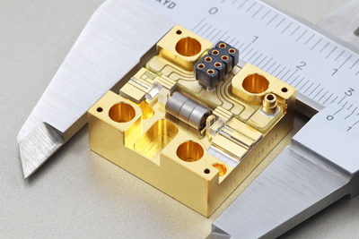 Pump laser module for ophthalmology.