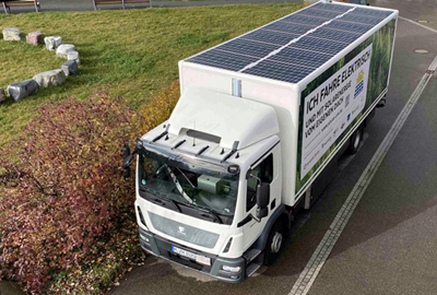 Solar modules integrated into the box body fully utilize the entire roof of the truck.