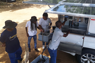 Prototype of a mobile solar platform in field tests.