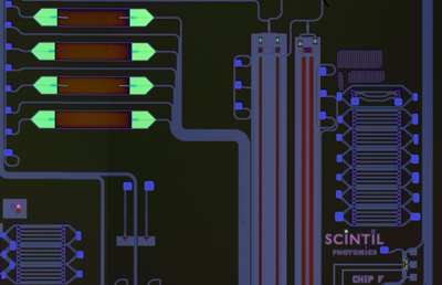 Scintil’s optical chip with integrated III-V optical amplifiers.