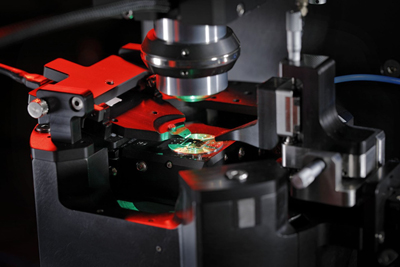 Quantum magnetometers based on NV centers can visualize magnetic fields.